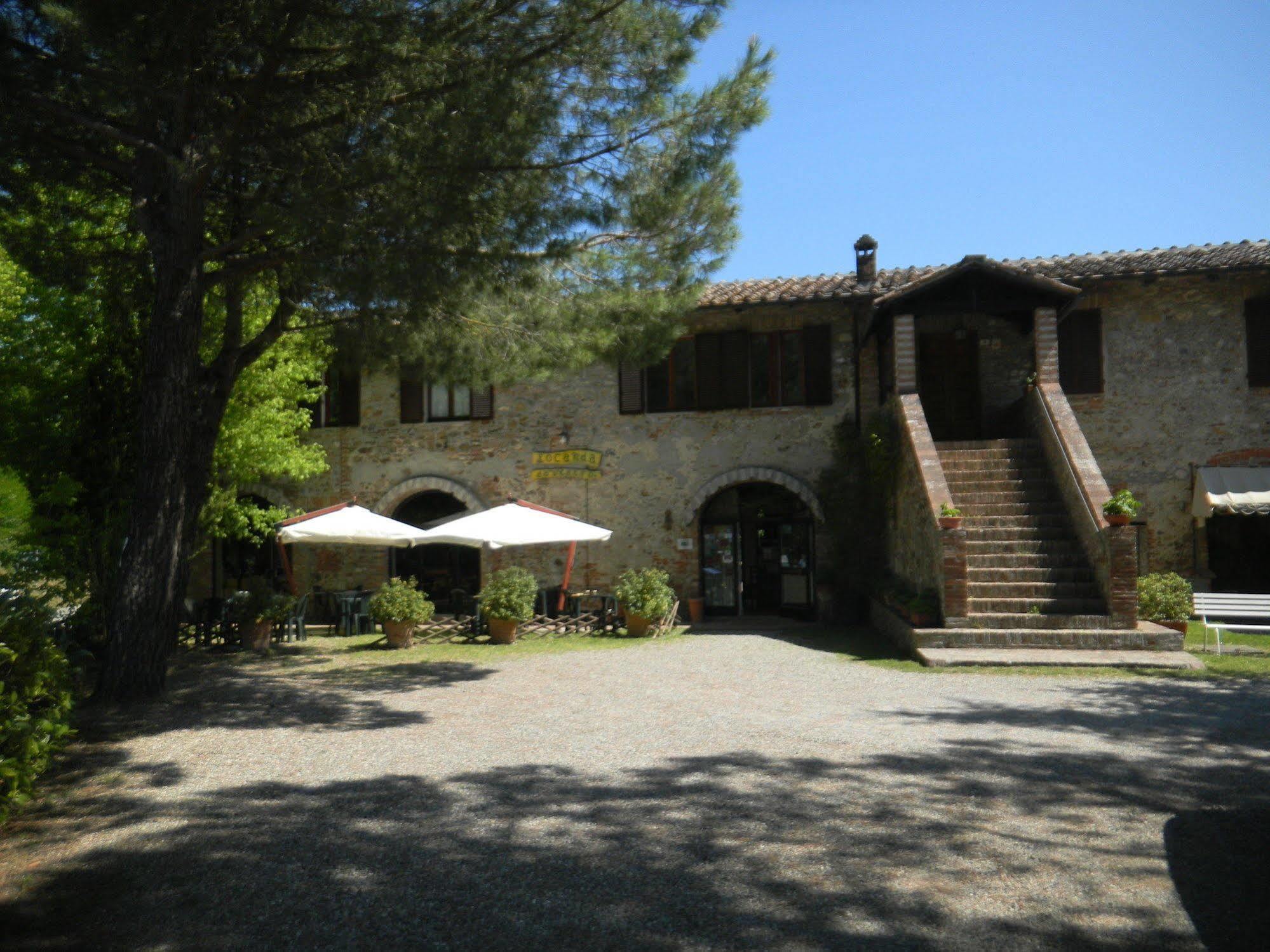 מונטיצ'יאנו Albergo Ristorante Da Vestro מראה חיצוני תמונה