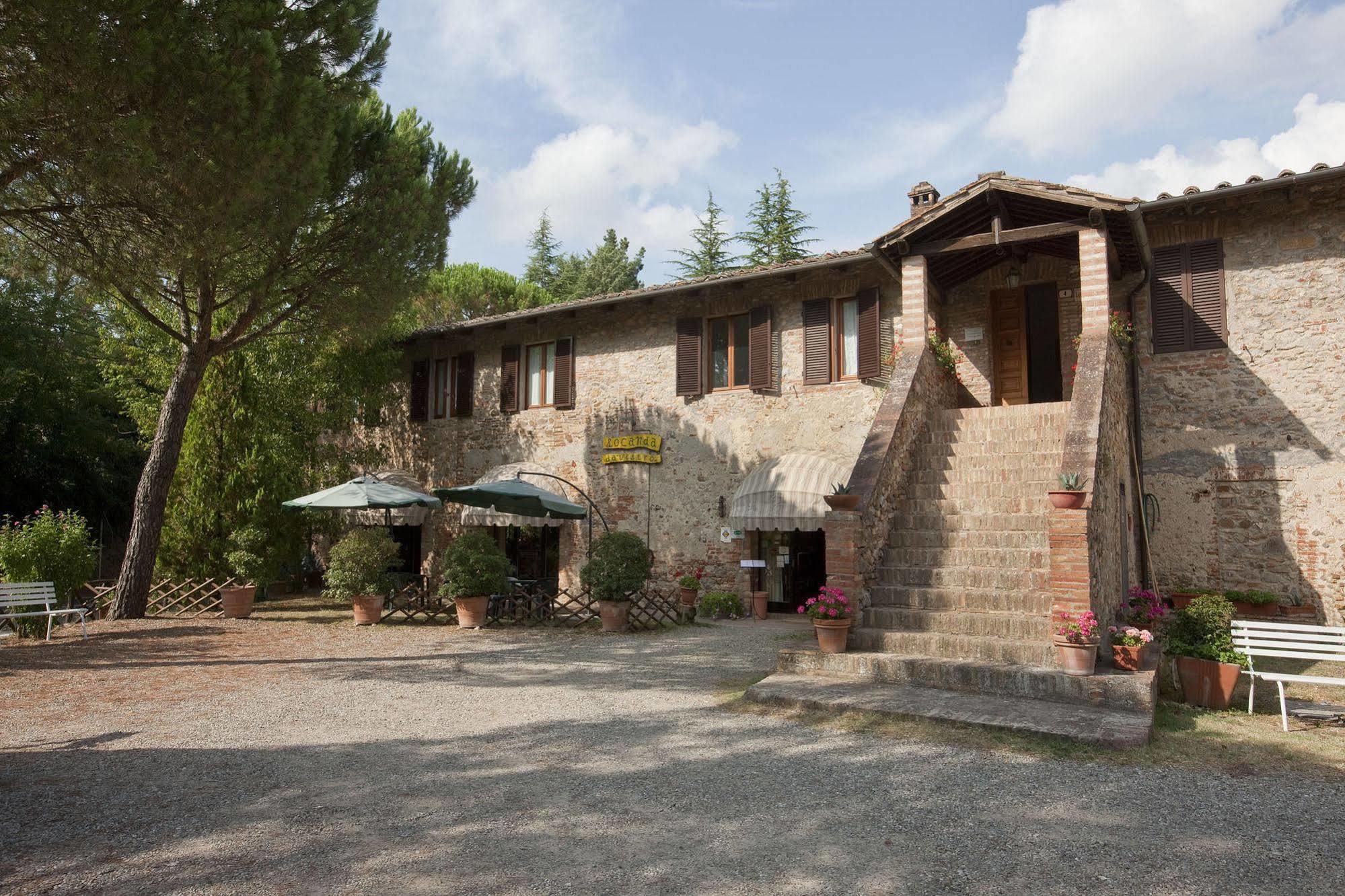 מונטיצ'יאנו Albergo Ristorante Da Vestro מראה חיצוני תמונה
