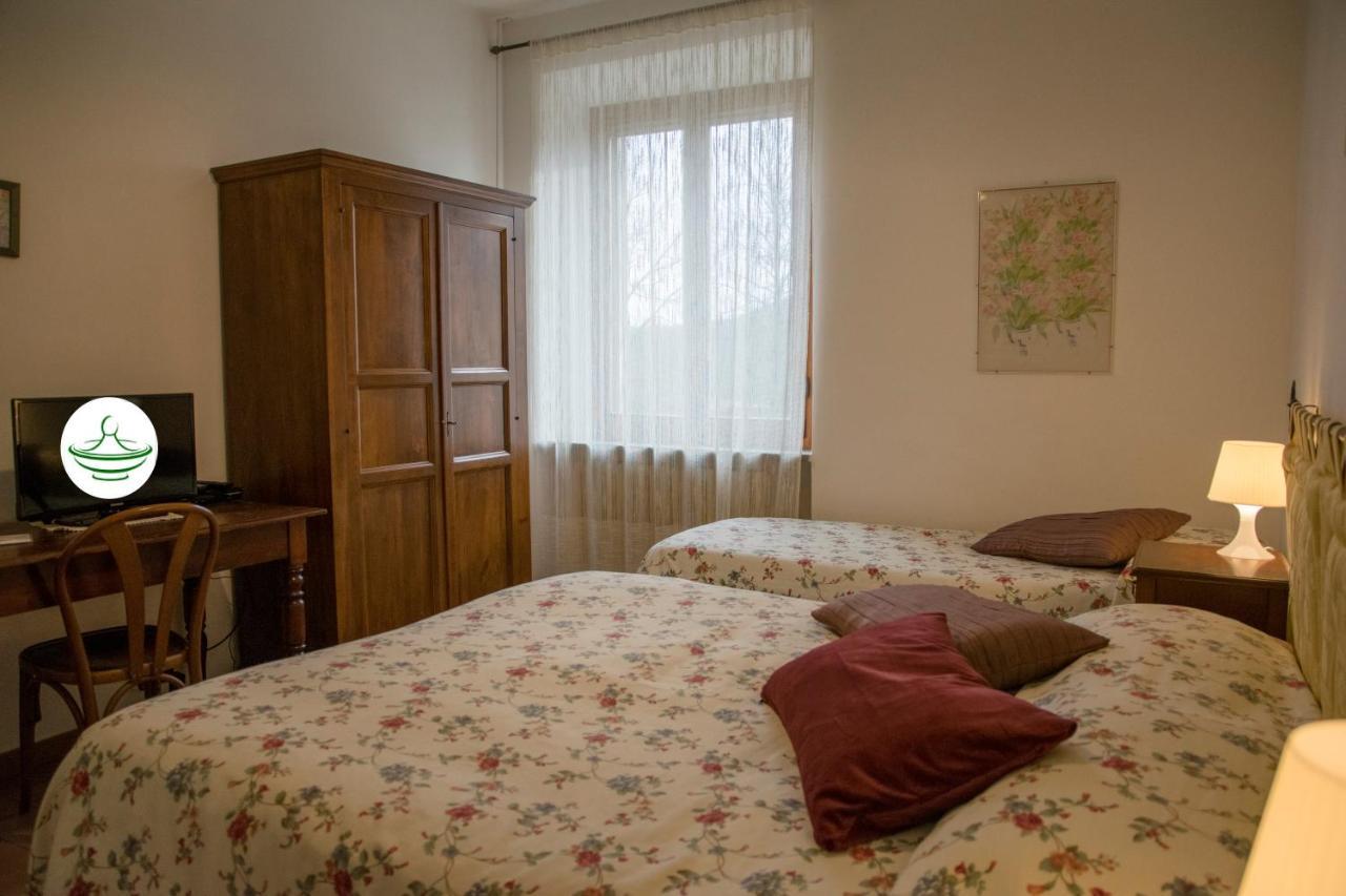 מונטיצ'יאנו Albergo Ristorante Da Vestro מראה חיצוני תמונה