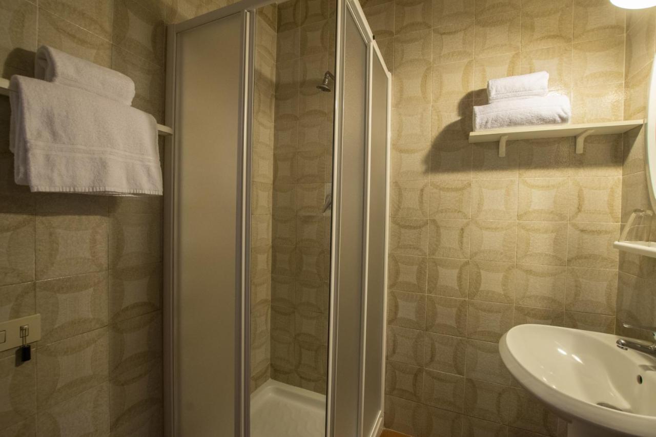 מונטיצ'יאנו Albergo Ristorante Da Vestro מראה חיצוני תמונה