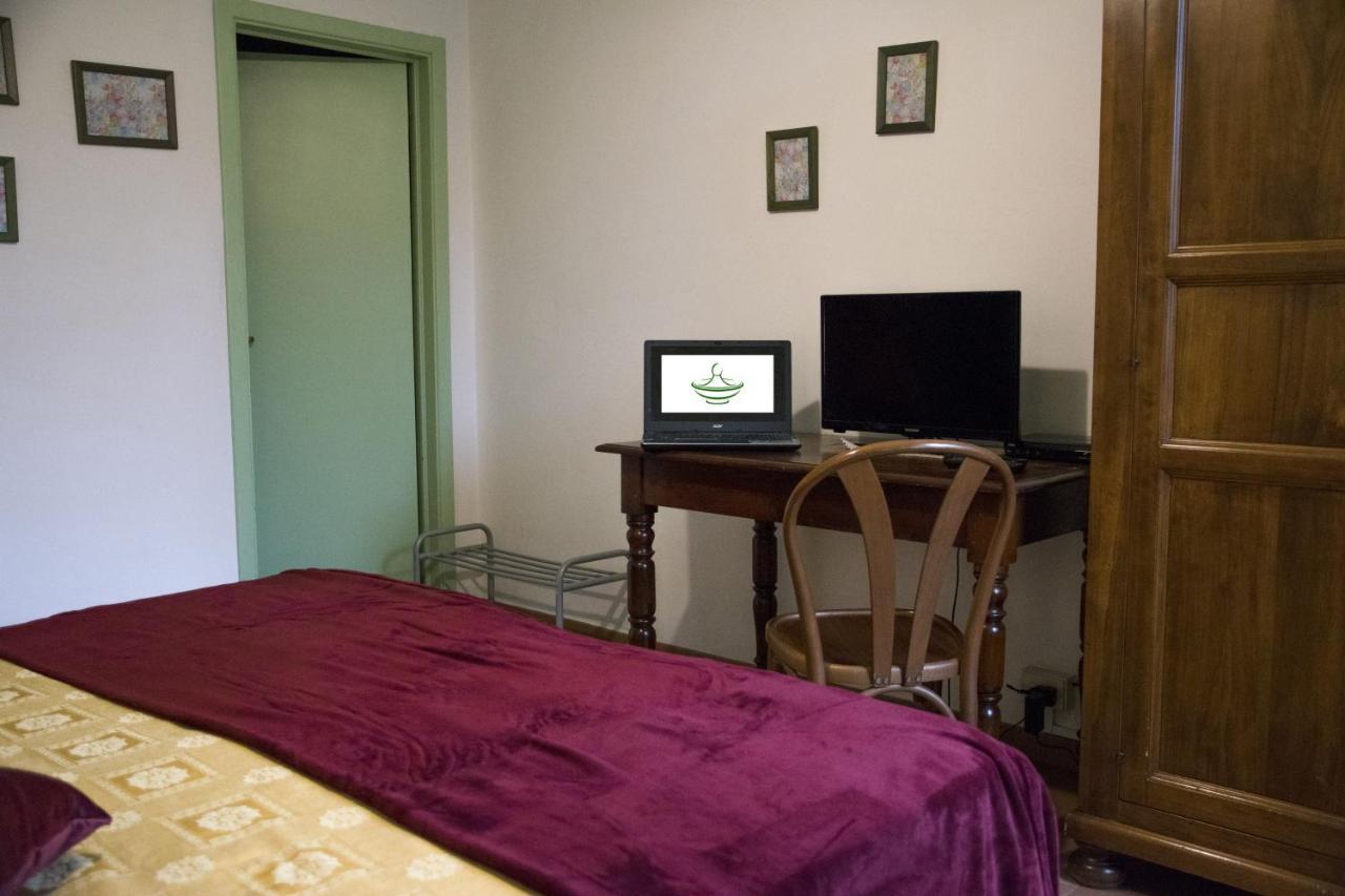 מונטיצ'יאנו Albergo Ristorante Da Vestro מראה חיצוני תמונה